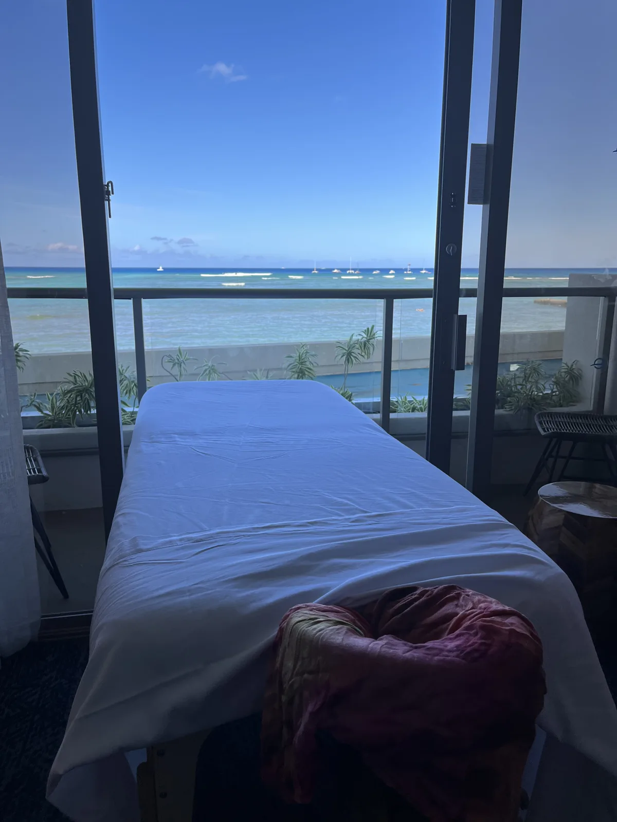 Massage detail at ʻŌiwi Ola